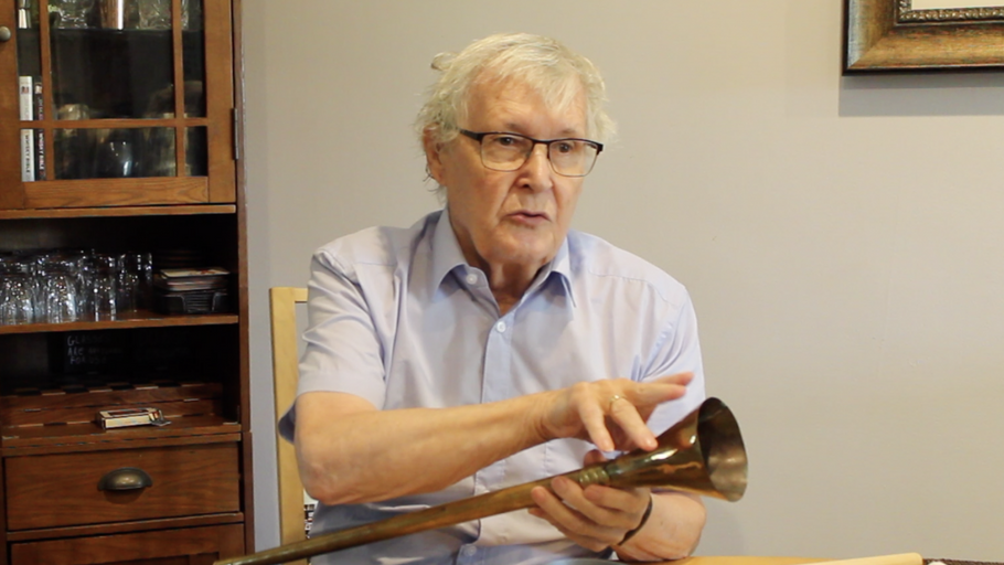 Dr. Peter Holmes